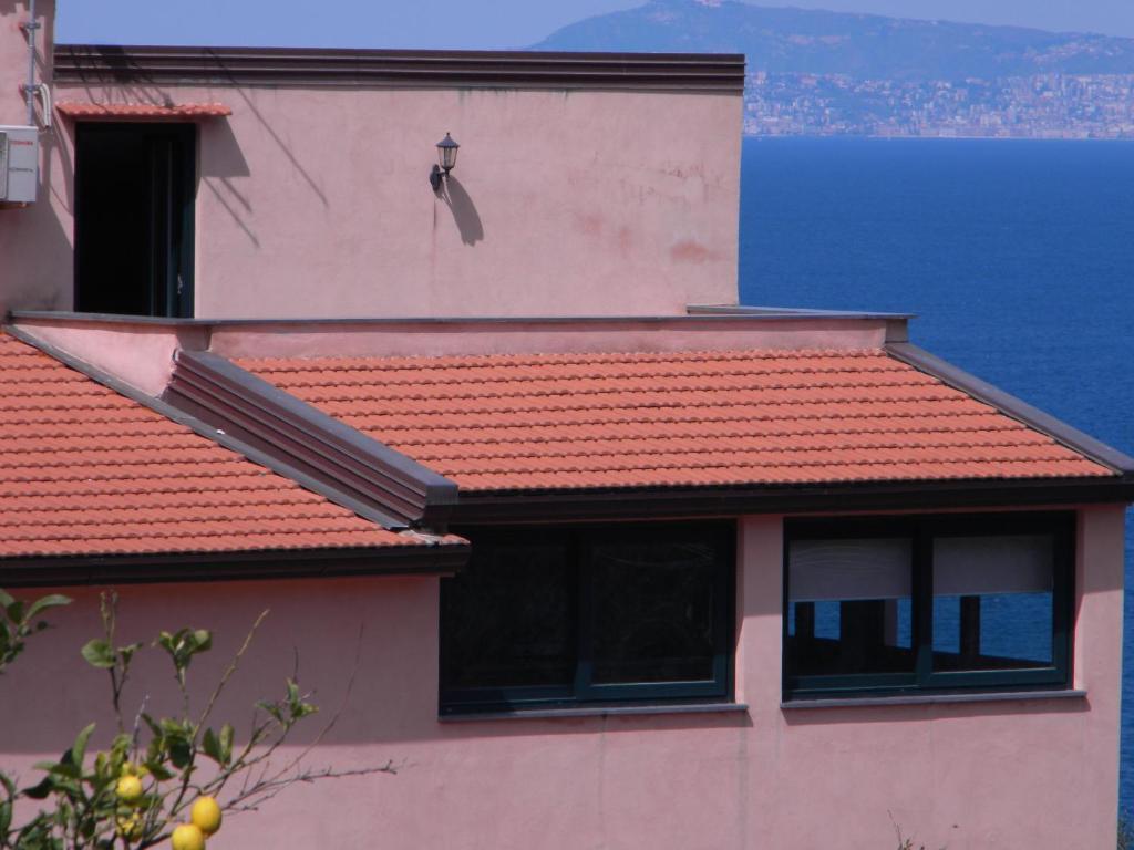 Villa Rosmary - Sorrento Coast - Gulf Of Naples View Exterior foto